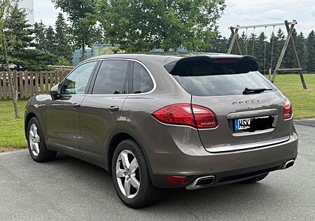 Porsche Cayenne Diesel - 3.0 TDI (Neuer Turbolader)