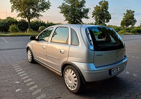 Opel Corsa 1.2 Twinport -