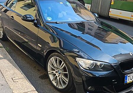 BMW 330i -