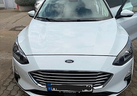 Ford Focus 2,0 EcoBlue 110kW Cool & Connect Tur. ...