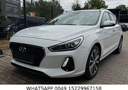 Hyundai i30 1.6 CRDi 100KW DCT NAVI KAMERA FULL-LED TÜV