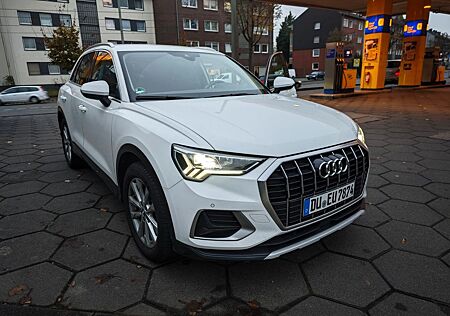 Audi Q3 35 TFSI S tronic -