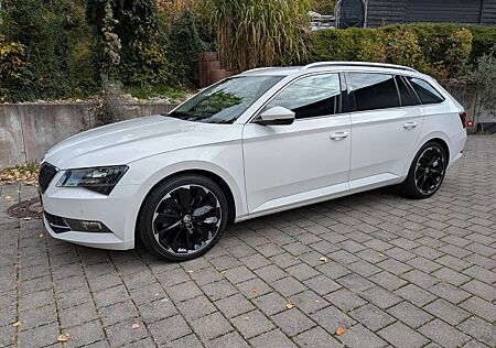 Skoda Superb 2.0 TDI SCR 140kW DSG 4x4 Style Combi...