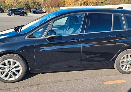 BMW 2er 220 Gran Tourer 220d -