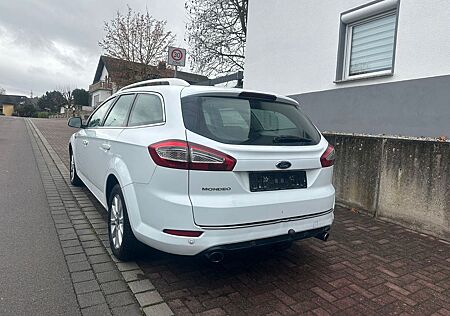 Ford Mondeo 2,2TDCi 147kW Titanium Turnier Autom....