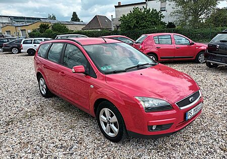 Ford Focus Turnier Titanium, gute Ausstattung,Tüv Neu