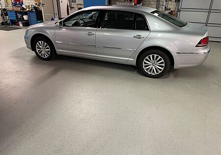 VW Phaeton Volkswagen 3.0 V6 TDI lang 4MOT. Tiptronic 5-Si...