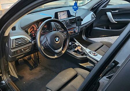 BMW 116d (2L Motor )Sport Line Sport Line