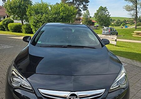 Opel Astra GTC 2.0 CDTI , schwarz