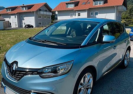 Renault Scenic TCe 115