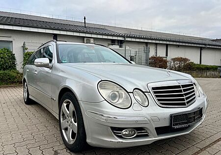 Mercedes-Benz E 320 E T-Modell*AVANTGARDE*LEDER*BI-XENON*NAVI!