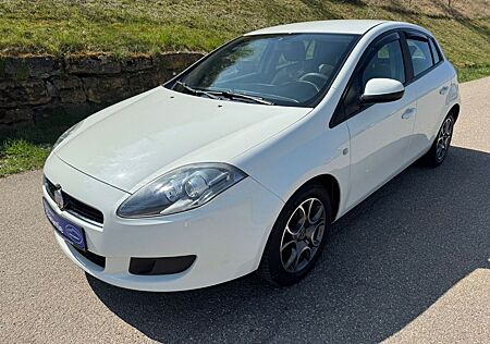 Fiat Bravo 1.4 16V Active/LPG/PDC/AHK/Klima/8 Fach/