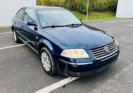 VW Passat Volkswagen 1.9 TDI Highline ATM LEDER NAVI 101PS