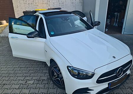 Mercedes-Benz E 300 de Autom. -