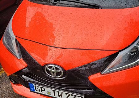 Toyota Aygo (X) Aygo (X) 1,0-l-VVT-i x-cite x-cite