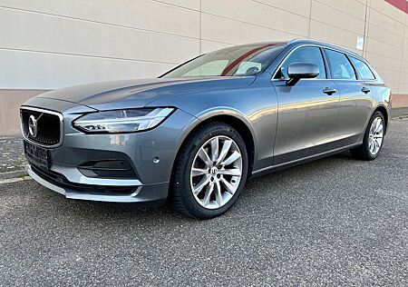 Volvo V90 D4 Momentum - LEDER + NAVI + LED + PANO