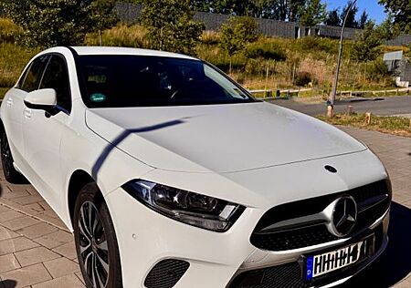 Mercedes-Benz A 250 e Advanced DCT Advanced