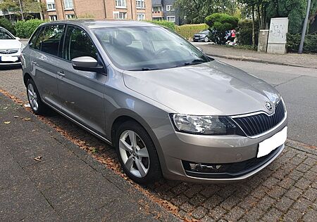 Skoda Rapid 110ps*2.Hd*Alu*PDC*Klima*TOP