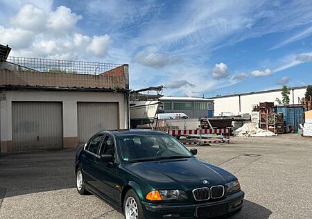 BMW 320i E46 Top Zustand / TÜV Neu /2 Hand