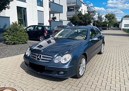 Mercedes-Benz CLK 320 CDI Xenon Scheckheft TÜV AHK
