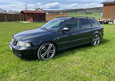 Audi S4 2.7 quattro Avant -
