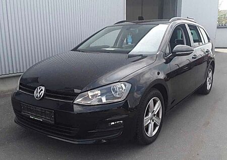 VW Golf Volkswagen VII Variant Comfortline *NAVI*