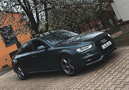 Audi S4 3.0 TFSI S tronic quattro -