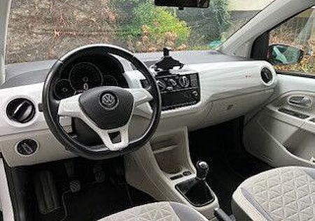 VW Up Volkswagen ! 1.0 55kW ASG ! beats ! beats