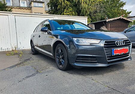 Audi A4 2.0 TDI S tronic Avant -