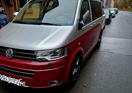 VW T5 Multivan Volkswagen Highline / Scheckheft AHK/etc