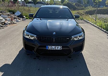 BMW M5 xDrive M Drivers deutsches Fahrzeug