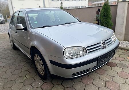 VW Golf Volkswagen 1.6 FSI !!!Neue Zahnriemen!!!