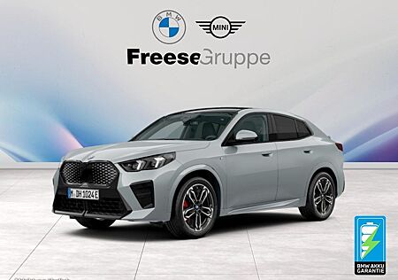 BMW iX2 xDrive30 AHK 360° STANDHZ HEAD-UP PANO RFK