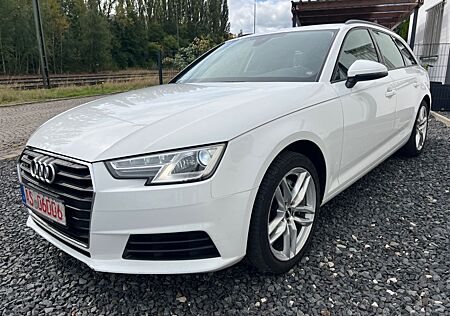 Audi A4 2.0 TDI 140kW / quattro /Navi/Xenon/