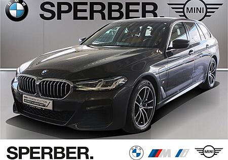 BMW 530 e xDr. Tour. M-Sport Head-Up, SoftClose, Mas