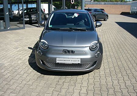 Fiat 500 e Action,Komfort-Radio&Winterpaket,Einparkhi