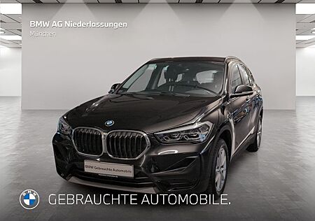 BMW X1 xDrive20d Navi Parkassist Sportsitze HiFi