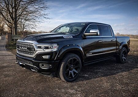 Dodge RAM 1500 LIMITED 4x4, LED,PANO,Widebody