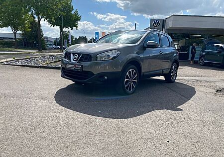Nissan Qashqai Navi / 360° Kamera / Panoramadach