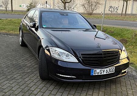 Mercedes-Benz S 450 L -