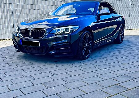 BMW 240 M240i Cabrio -