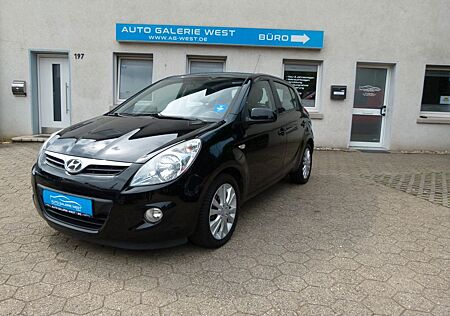 Hyundai i20 Style*Teilleder*Klima*Shz*