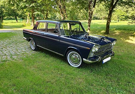 Fiat 2300 Berlina