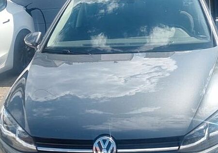 VW Golf Volkswagen 2.0 TDI SCR DSG UNITED Variant UNITED
