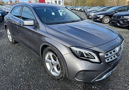 Mercedes-Benz GLA 220 2.1 CDI *AUTOMATIK*PDCHI+VO+PARK-ASSIST*