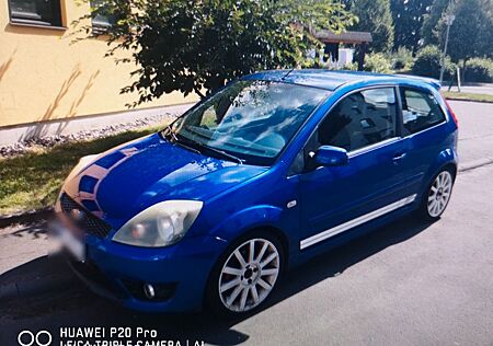 Ford Fiesta ST 2L 16 V