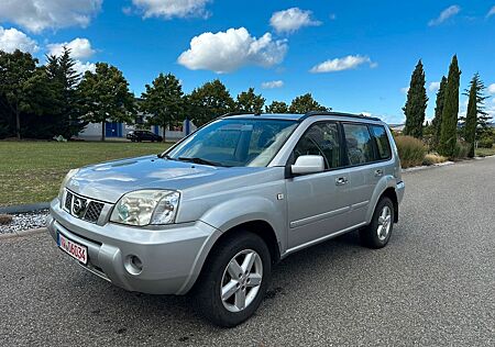 Nissan X-Trail Elegance