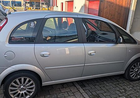 Opel Meriva 1.6 -