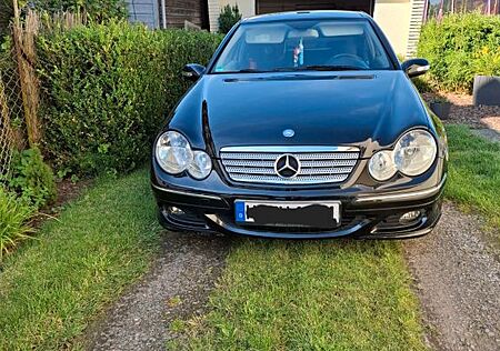 Mercedes-Benz CLC 200