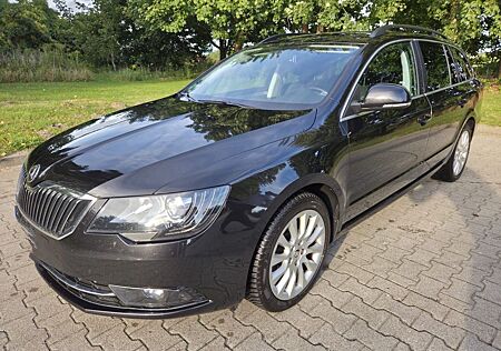 Skoda Superb 2.0 TDI Green tec DSG Exclusive Combi...